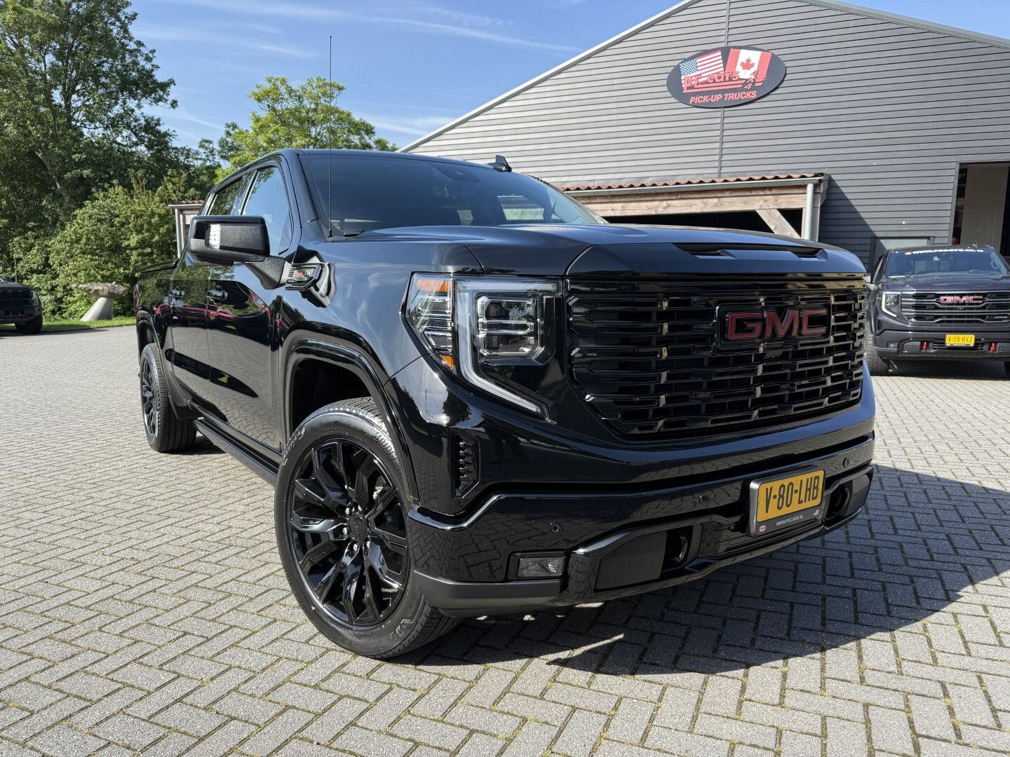 GMC Sierra Denali Black Edition