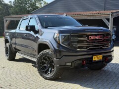 GMC Sierra AT4 Durmax Diesel BDS lift en Fox schokdempers 1
