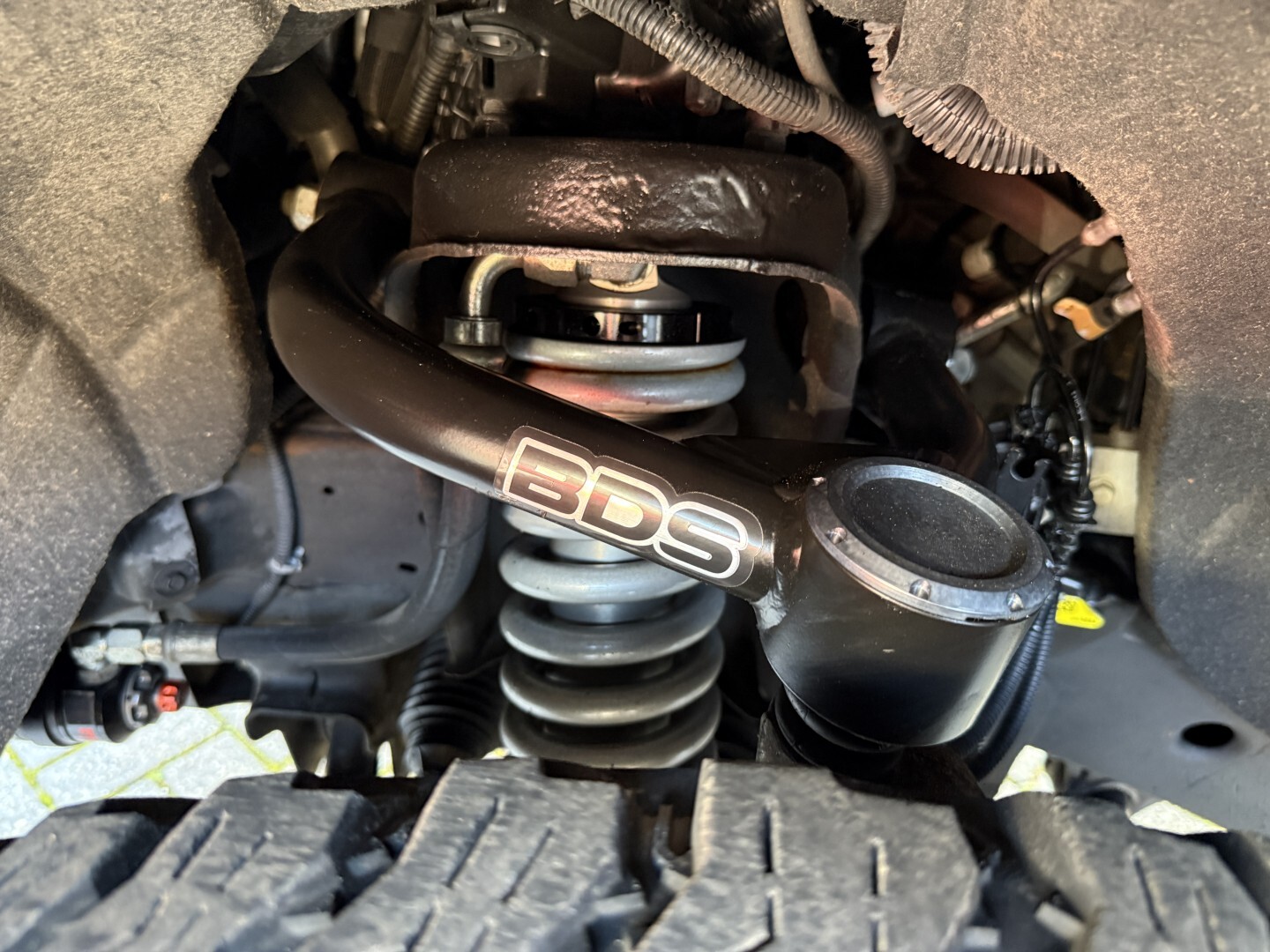GMC Sierra AT4 Durmax Diesel BDS lift en Fox schokdempers 11