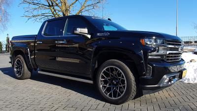 JRZ Suspenion kit gemonteerd op een Chevrolet Silverado High Country 6,2 L V8 SuperCharger pick-up.
